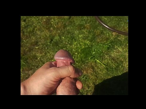 ❤️ Hottie krijt har rôze kut neukt en komt mei in spuit yn in simmertún ❌ Porno vk by wy ❤